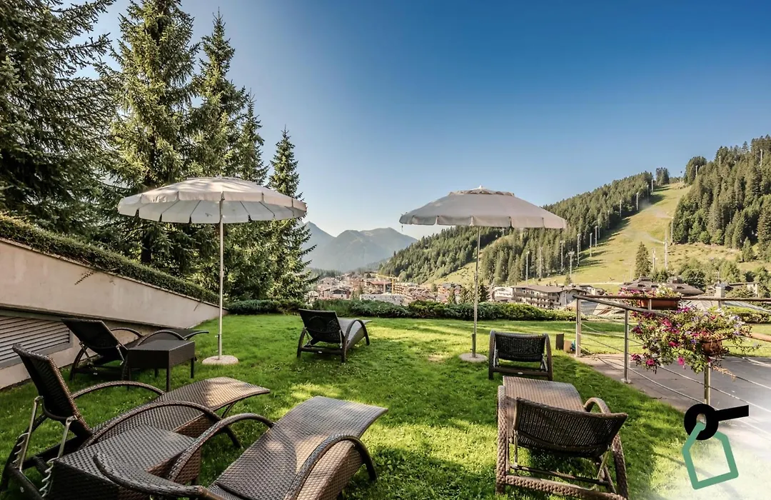 HOTIDAY Room Collection - Campiglio Pradalago-1